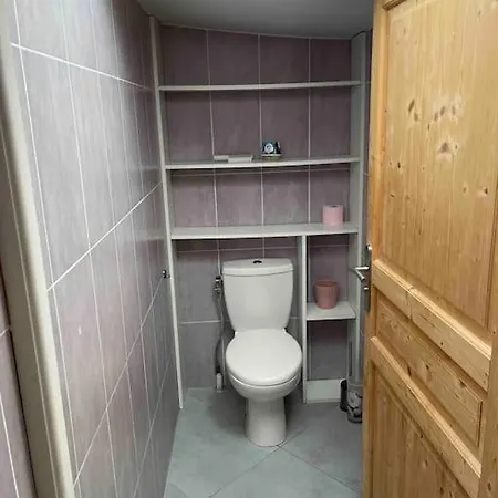 Hébergement de vacances Climatisée Piscine 3 à 800m *