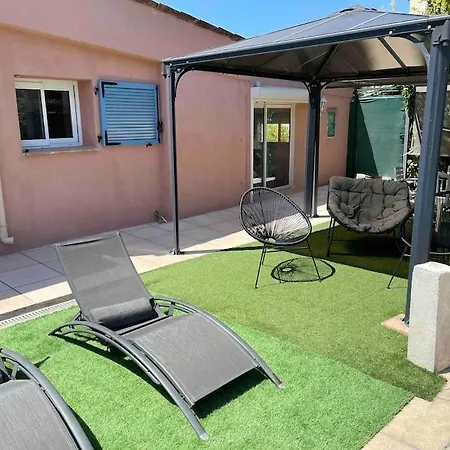 Climatisée Piscine 3 à 800m Antibes