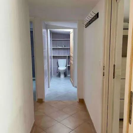 Climatisée Piscine 3 à 800m Antibes